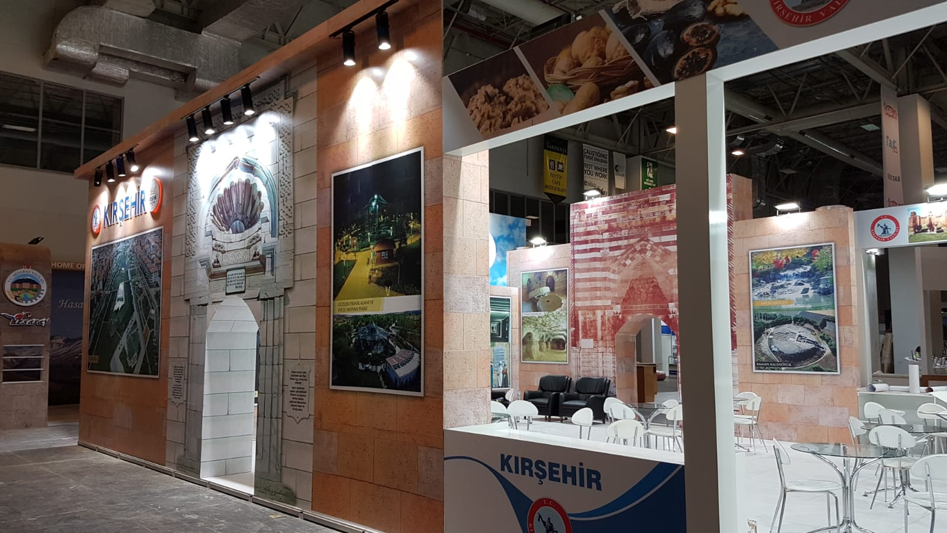Kırşehir Valiliği ve Belediyesi